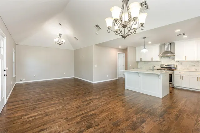 Photo 6 — 6906 NW 43rd Street, Bethany, OK 73008