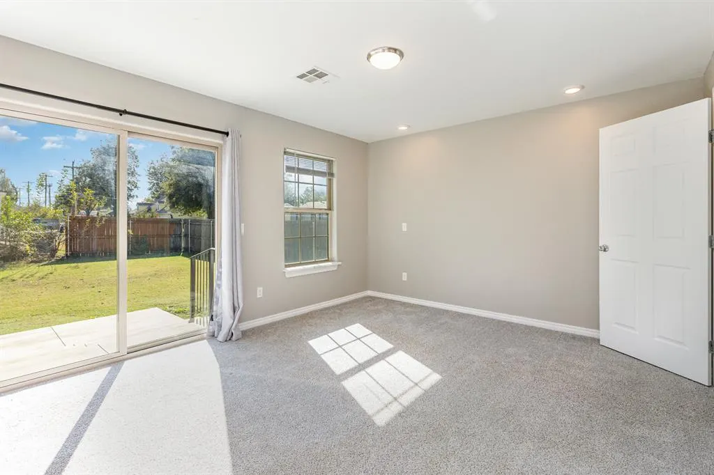 Photo 11 — 6906 NW 43rd Street, Bethany, OK 73008