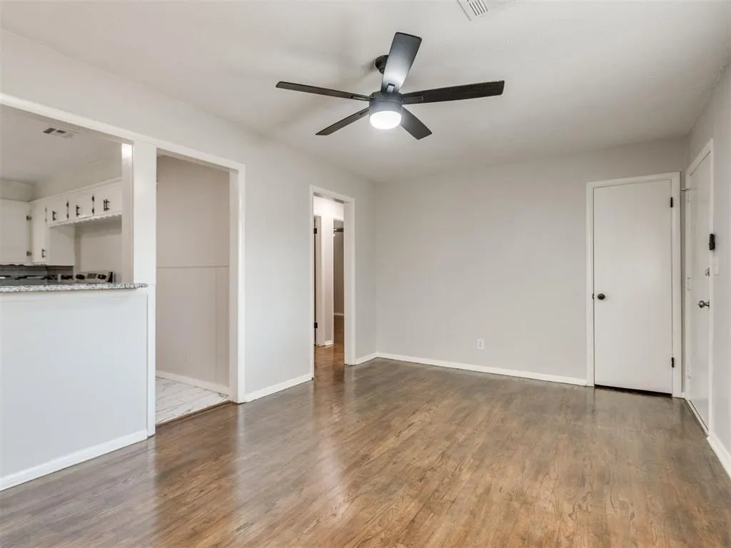 Photo 7 — 7206 Sears Terrace, Oklahoma City, OK 73149