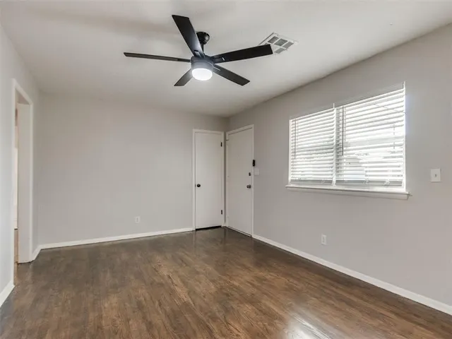 Photo 8 — 7206 Sears Terrace, Oklahoma City, OK 73149