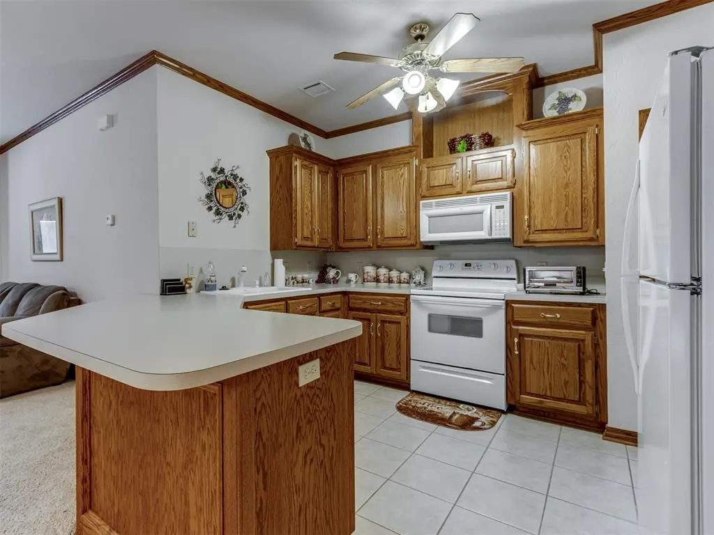 Photo 15 — 9204 Roadrunner Avenue, Oklahoma City, OK 73139