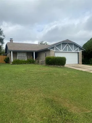 Sold home at 5509 Shalimar Drive