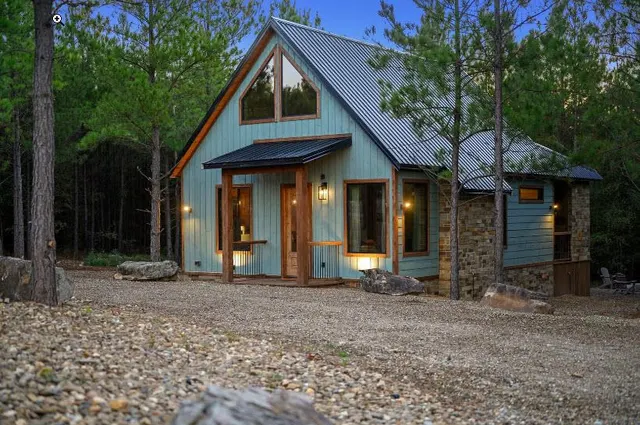Front exterior — 1326 Timbuktu Trail, Broken Bow, OK 74728
