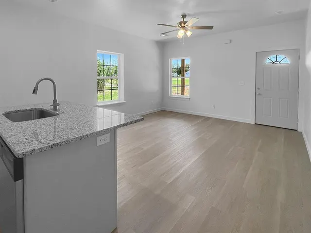 Photo 2 — 1608 SW Jefferson Avenue, Lawton, OK 73501