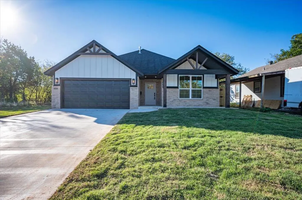 Front exterior — 606 NW 95th Street, Oklahoma City, OK 73114