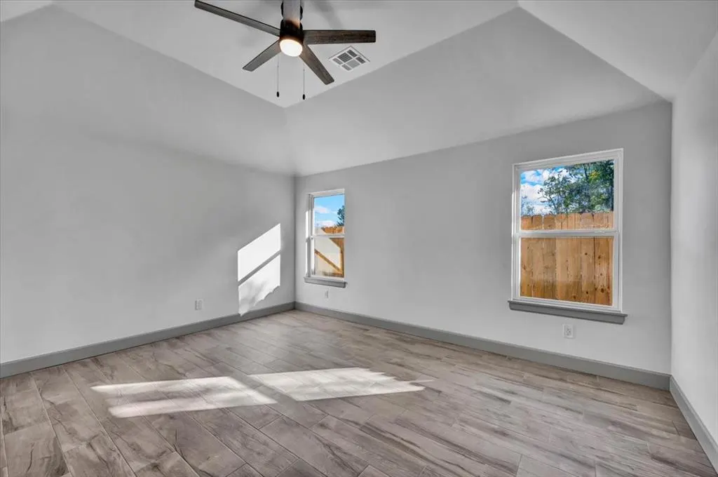 Photo 22 — 606 NW 95th Street, Oklahoma City, OK 73114