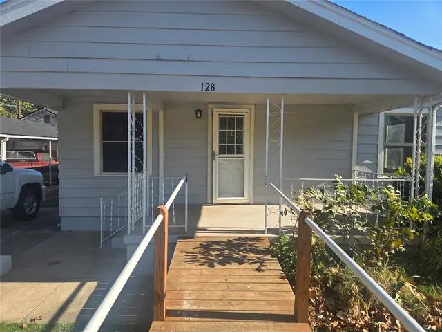 Photo 3 — 128 N Cherry Street, Pauls Valley, OK 73075