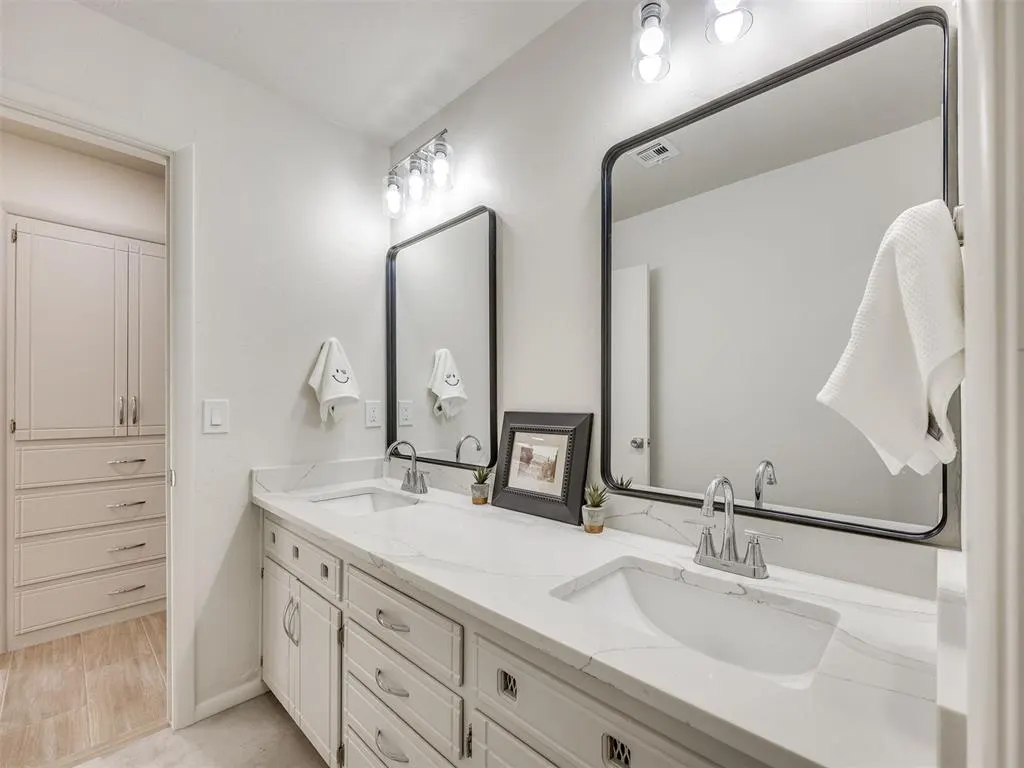 Photo 14 — 4405 NW 59th Street, Oklahoma City, OK 73112