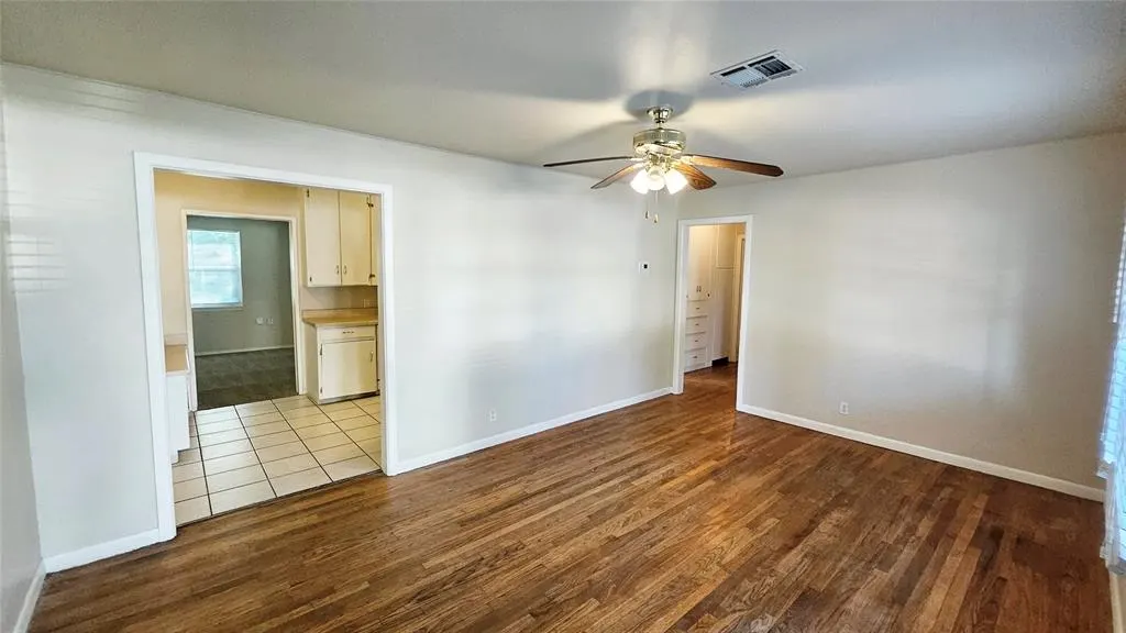 Photo 3 — 4304 N Libby Avenue, Warr Acres, OK 73122