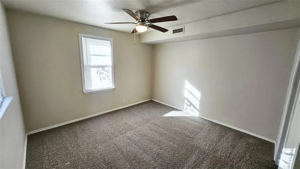 Photo 13 — 4304 N Libby Avenue, Warr Acres, OK 73122