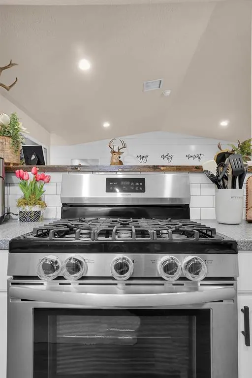 Photo 12 — 107 Sondra Dr. Drive, Elk City, OK 73644