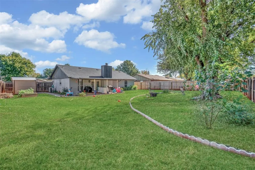Photo 21 — 107 Sondra Dr. Drive, Elk City, OK 73644