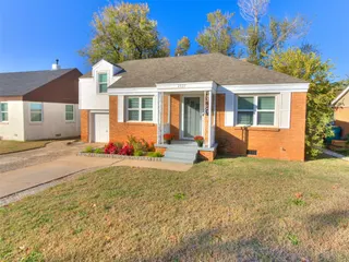 Sold home at 2537 NW 34th Street