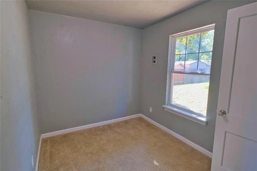 Photo 9 — 3120 NW 33rd Street, Oklahoma City, OK 73112