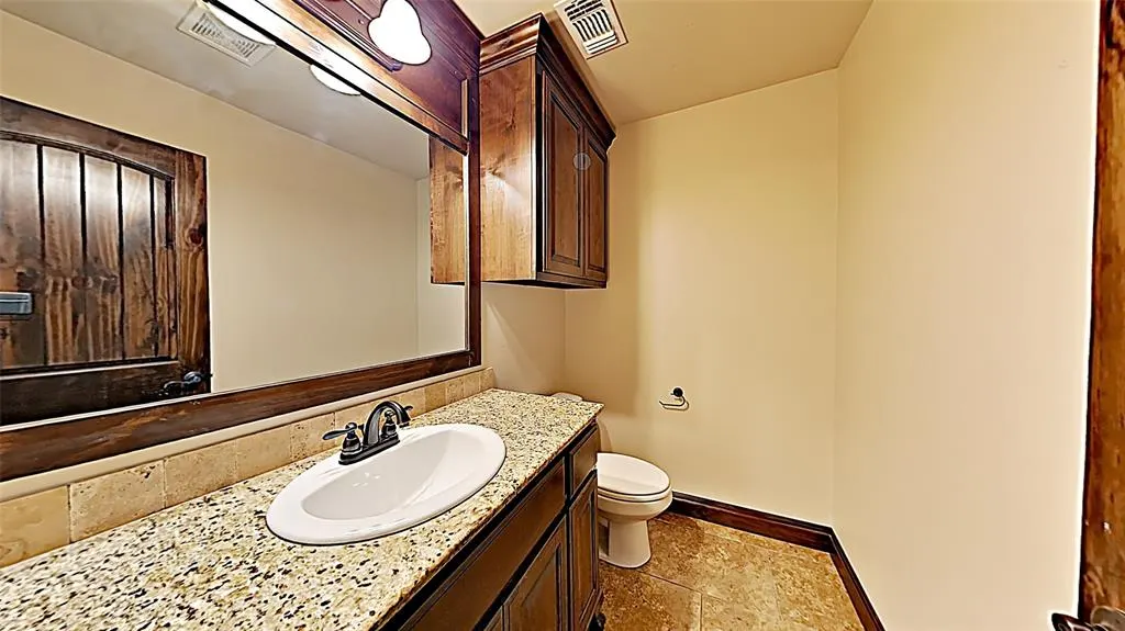 Photo 15 — 13532 Gentry Drive, Oklahoma City, OK 73142