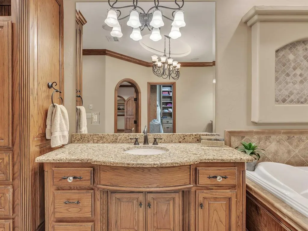 Photo 17 — 16700 Rugosa Rose Drive, Edmond, OK 73012