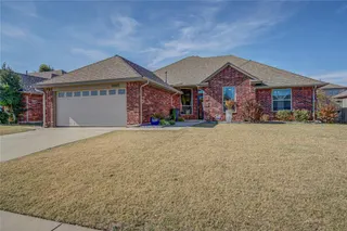 Sold home at 10605 Cliffe Hollow Drive