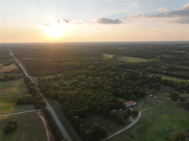 Photo 6 — Homer Lane, Shawnee, OK 74801