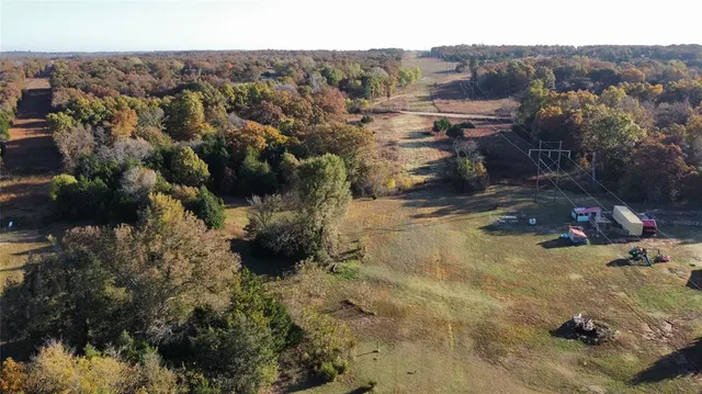 Photo 5 — 100861 S Red Rock Trail, Wellston, OK 74881