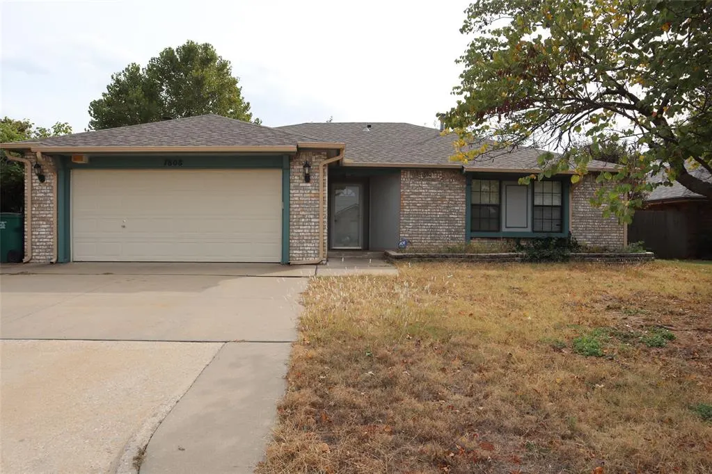 Front exterior — 7808 NW 84th Street, Oklahoma City, OK 73132