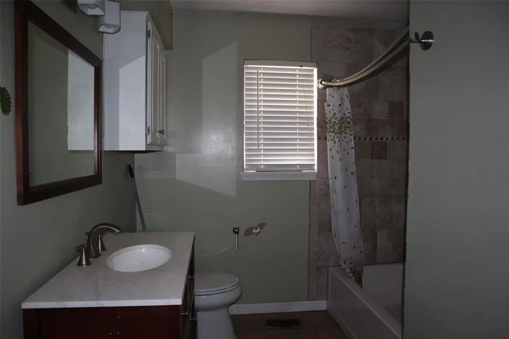 Photo 8 — 7808 NW 84th Street, Oklahoma City, OK 73132