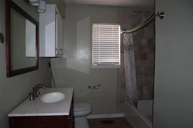 Photo 8 — 7808 NW 84th Street, Oklahoma City, OK 73132