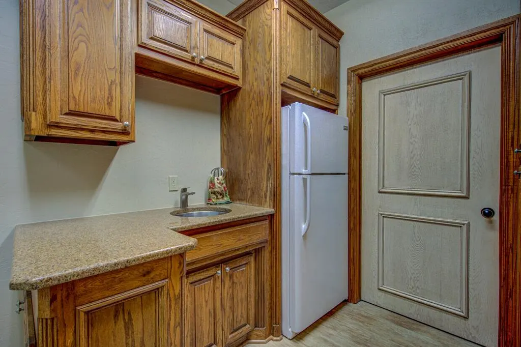 Photo 19 — 2830 NW 32nd Street 100 & 300, Newcastle, OK 73065