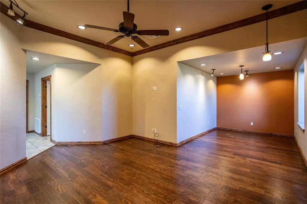 Photo 10 — 1601 Corbin Lane, Weatherford, OK 73096