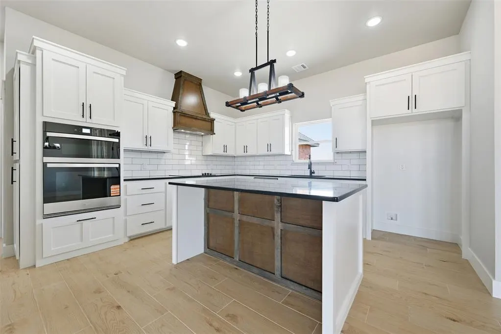 Photo 9 — 2447 Sierra Circle, Blanchard, OK 73010