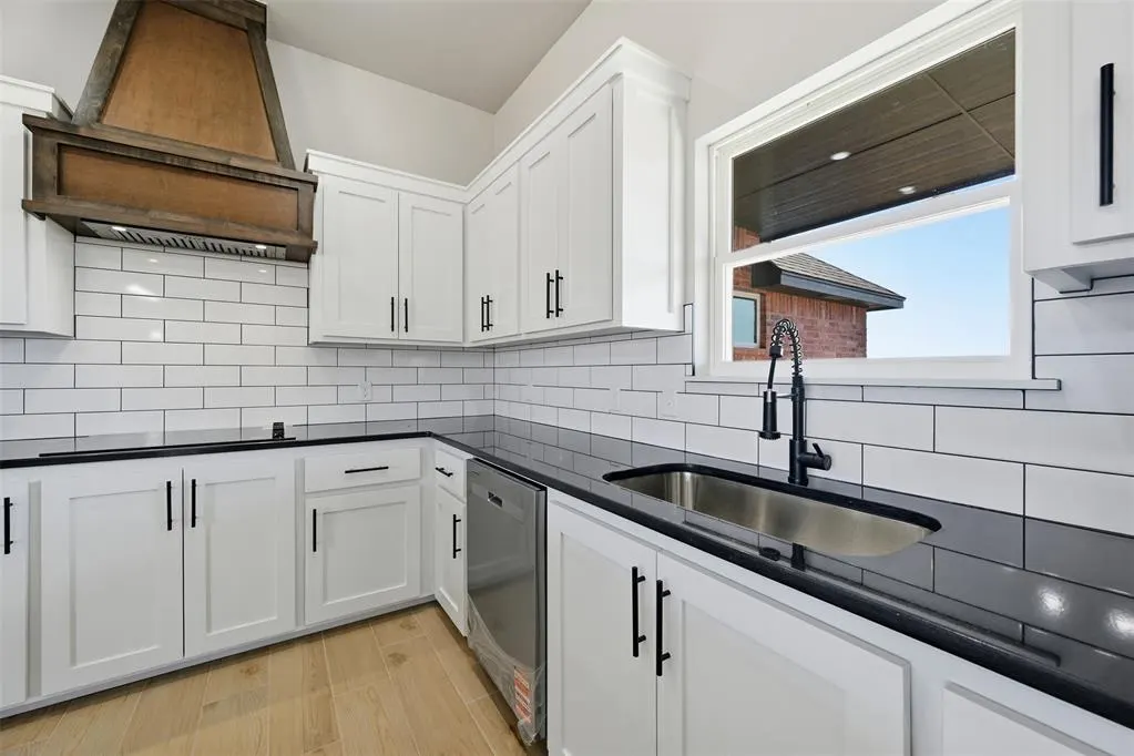 Photo 11 — 2447 Sierra Circle, Blanchard, OK 73010