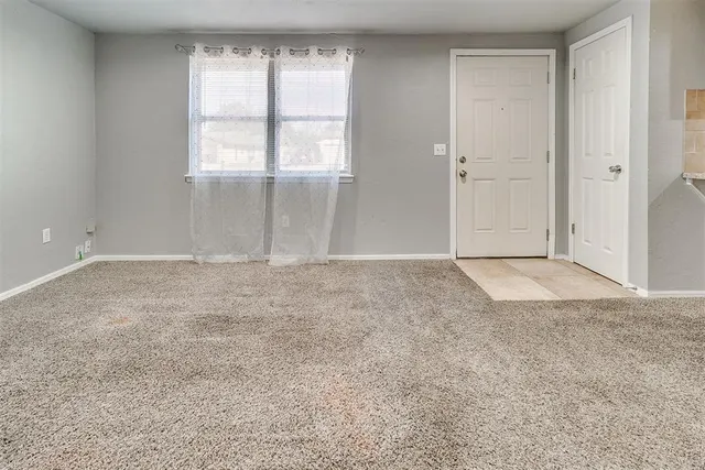 Photo 5 — 8309 S Brookline Avenue, Oklahoma City, OK 73159