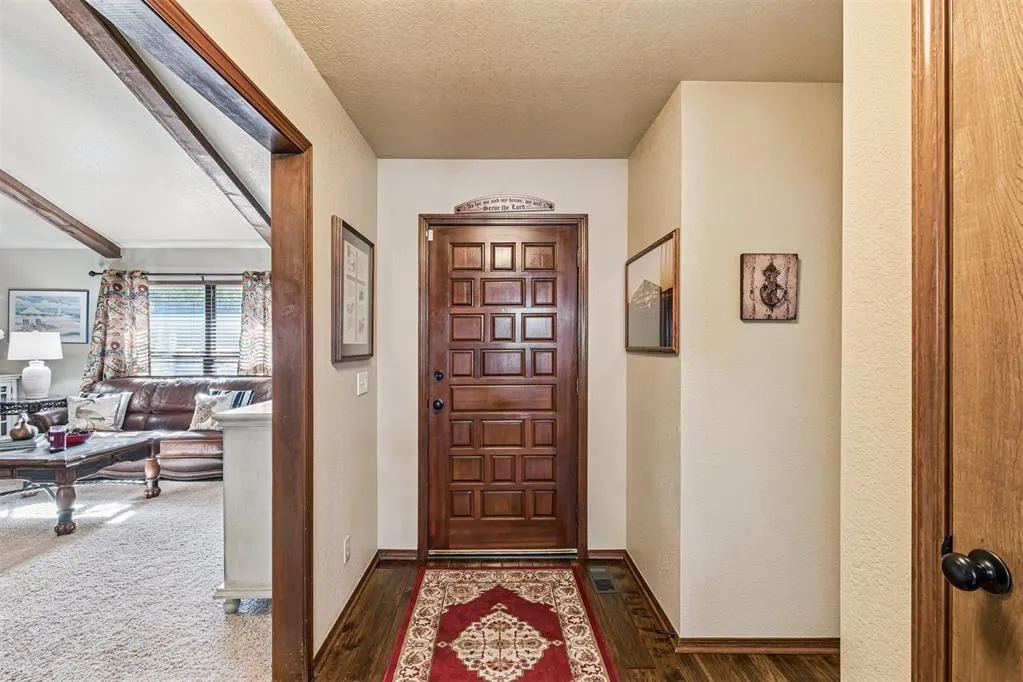 Photo 4 — 12005 Cantle Road, Oklahoma City, OK 73120