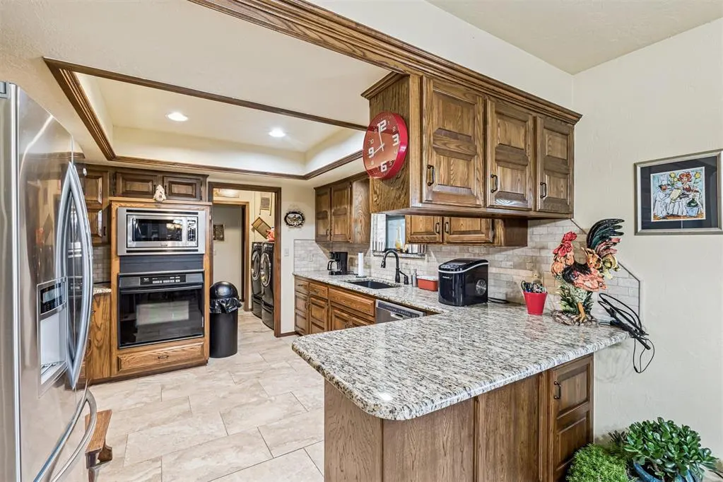 Photo 10 — 12005 Cantle Road, Oklahoma City, OK 73120