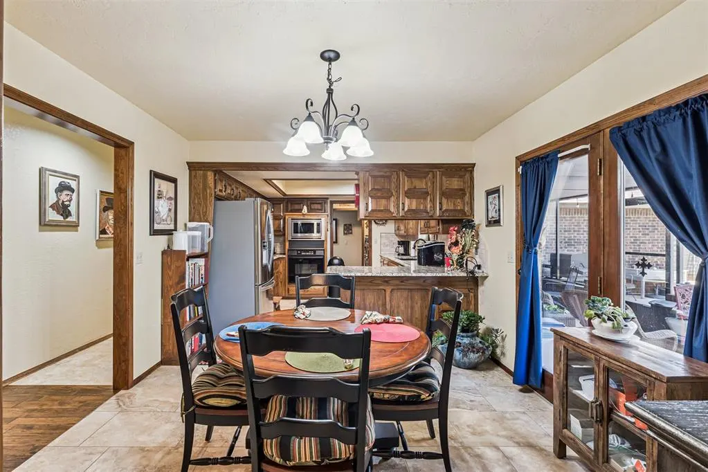 Photo 19 — 12005 Cantle Road, Oklahoma City, OK 73120