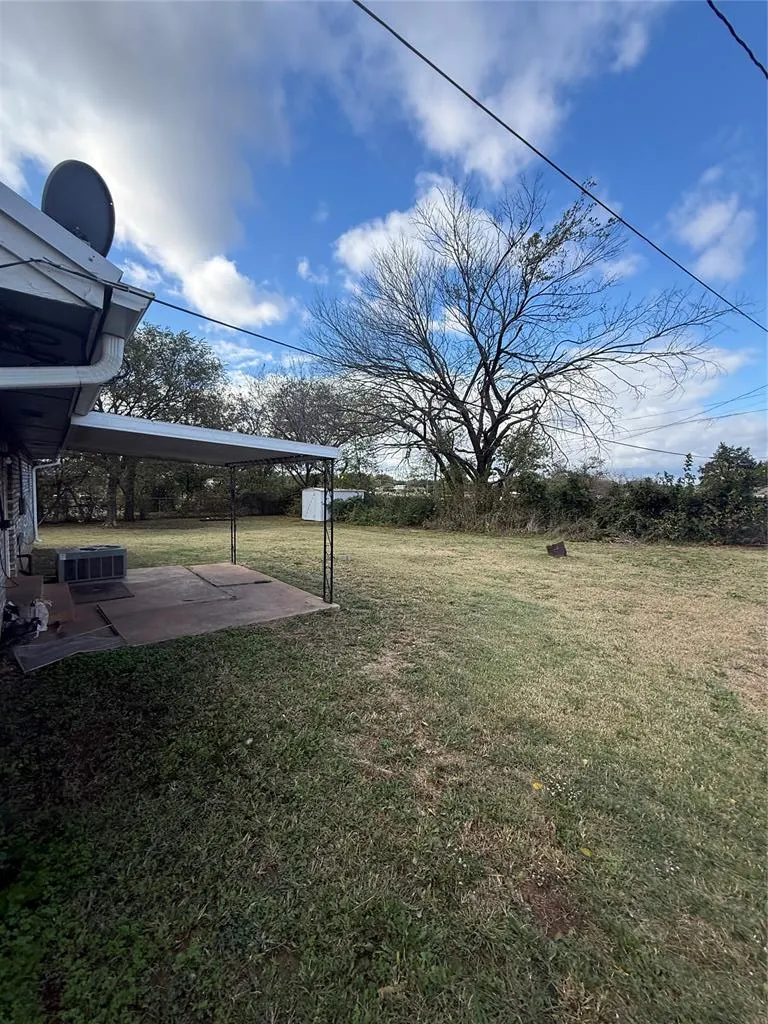 Photo 14 — 209 W Park Street, Tecumseh, OK 74873