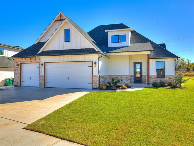 Front exterior — 10408 SW 51st Street, Mustang, OK 73064