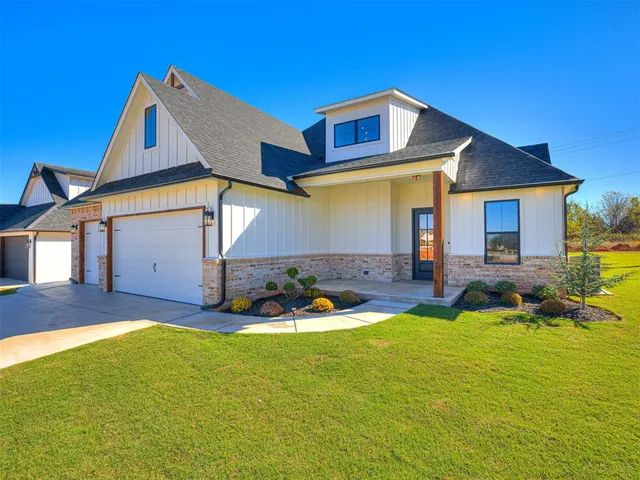 Photo 4 — 10408 SW 51st Street, Mustang, OK 73064