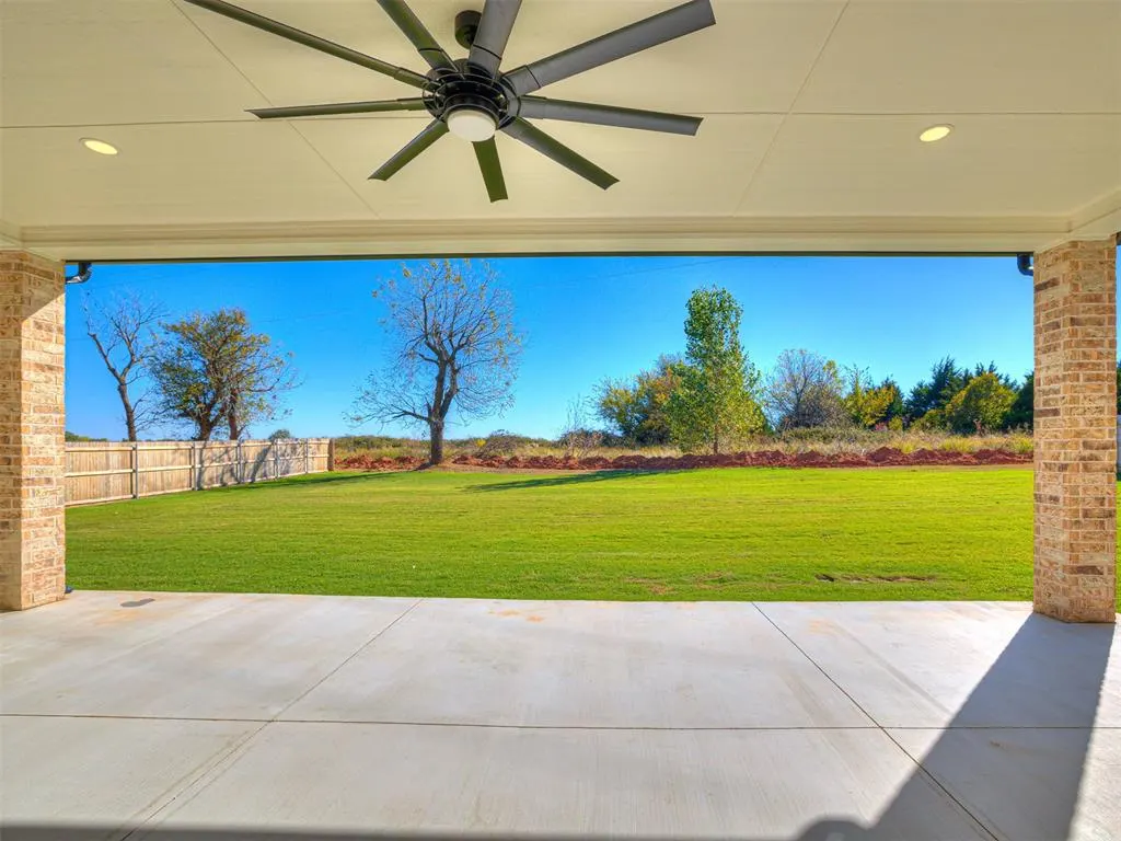 Photo 5 — 10408 SW 51st Street, Mustang, OK 73064
