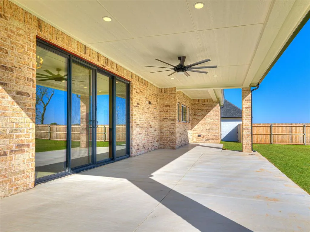Photo 6 — 10408 SW 51st Street, Mustang, OK 73064