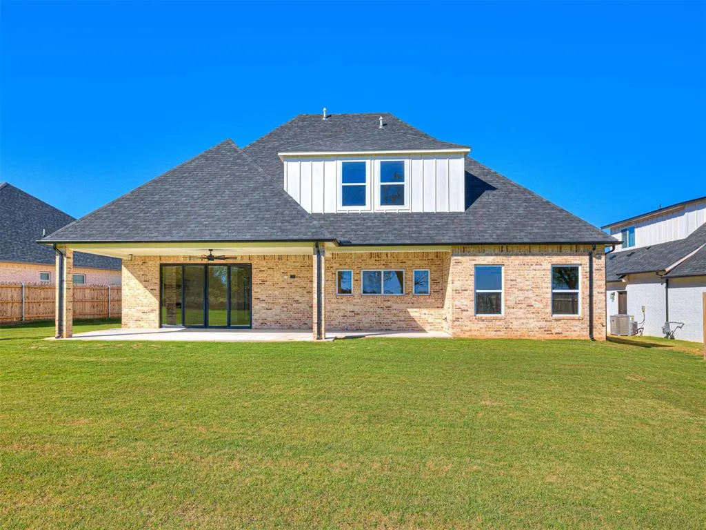 Photo 7 — 10408 SW 51st Street, Mustang, OK 73064