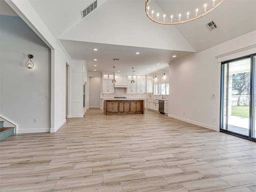 Photo 17 — 10408 SW 51st Street, Mustang, OK 73064