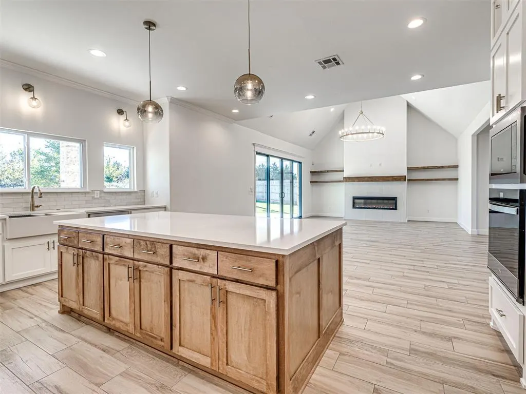 Photo 24 — 10408 SW 51st Street, Mustang, OK 73064