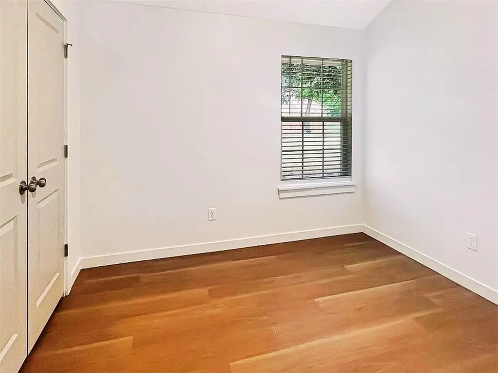 Photo 11 — 410 NW Arlington Avenue A, Lawton, OK 73507