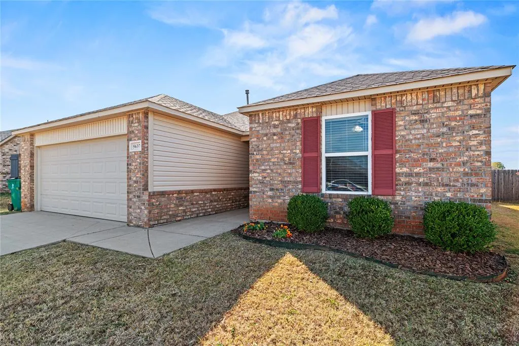 Photo 3 — 5637 Gadwall Road, Oklahoma City, OK 73179