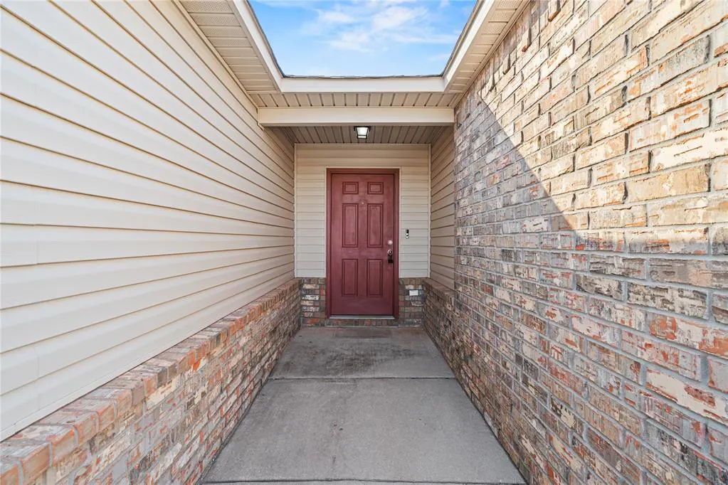 Photo 4 — 5637 Gadwall Road, Oklahoma City, OK 73179