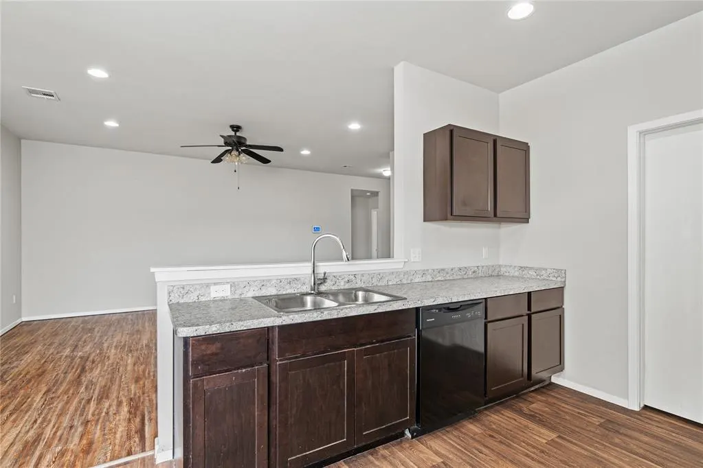 Photo 9 — 5637 Gadwall Road, Oklahoma City, OK 73179
