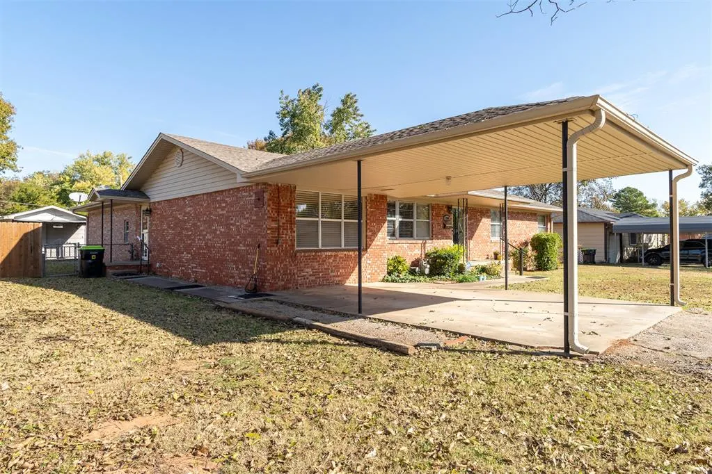 Photo 3 — 1206 E Indianola Street, Wynnewood, OK 73098