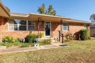Sold home at 1206 E Indianola Street