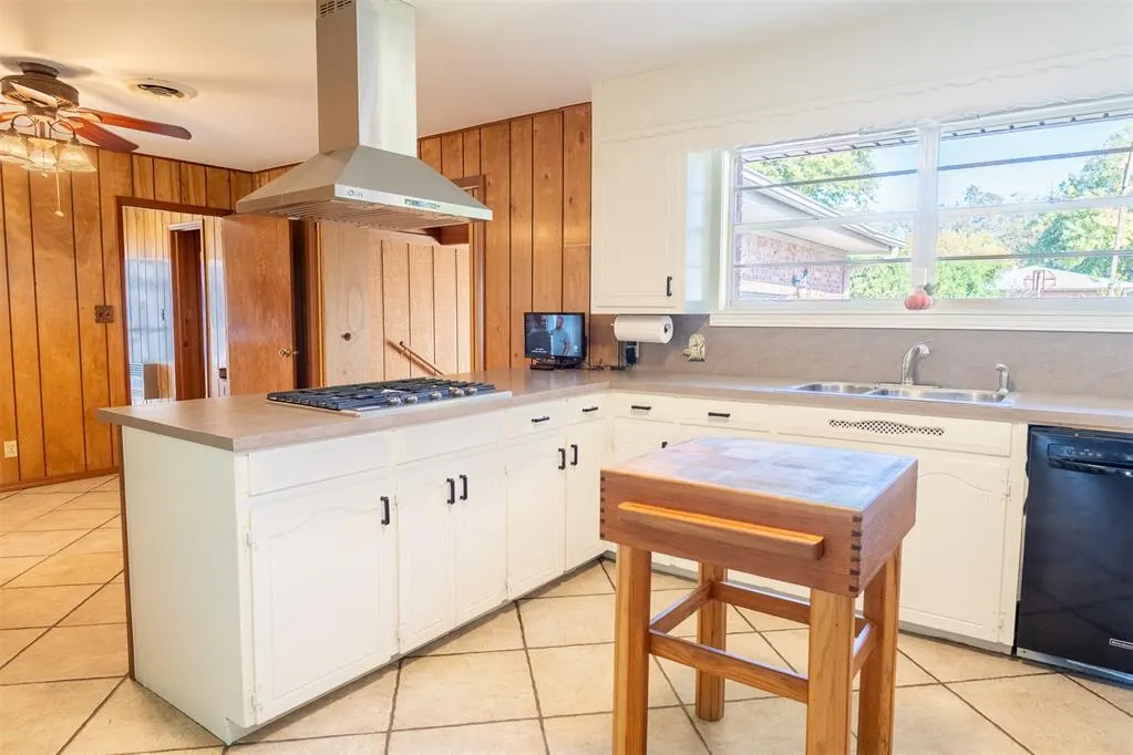 Photo 4 — 1206 E Indianola Street, Wynnewood, OK 73098