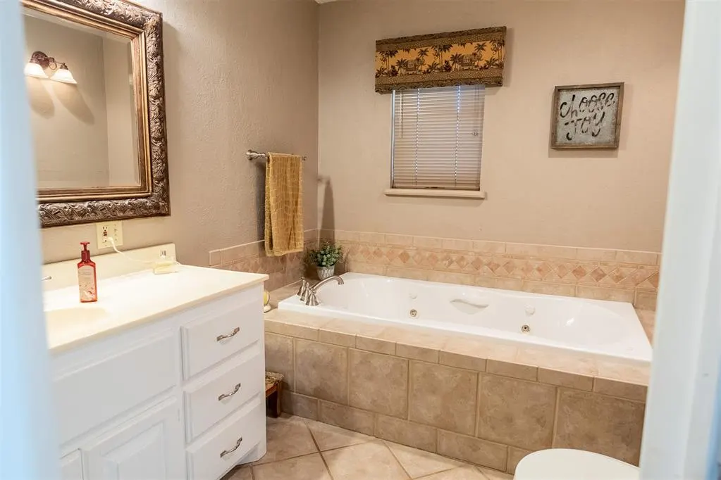 Photo 15 — 1206 E Indianola Street, Wynnewood, OK 73098